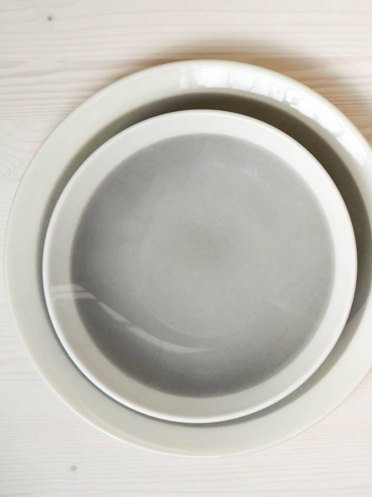 Set 6 piatti piani Soleil in earthenware bianco e grigio 28 cm.-2