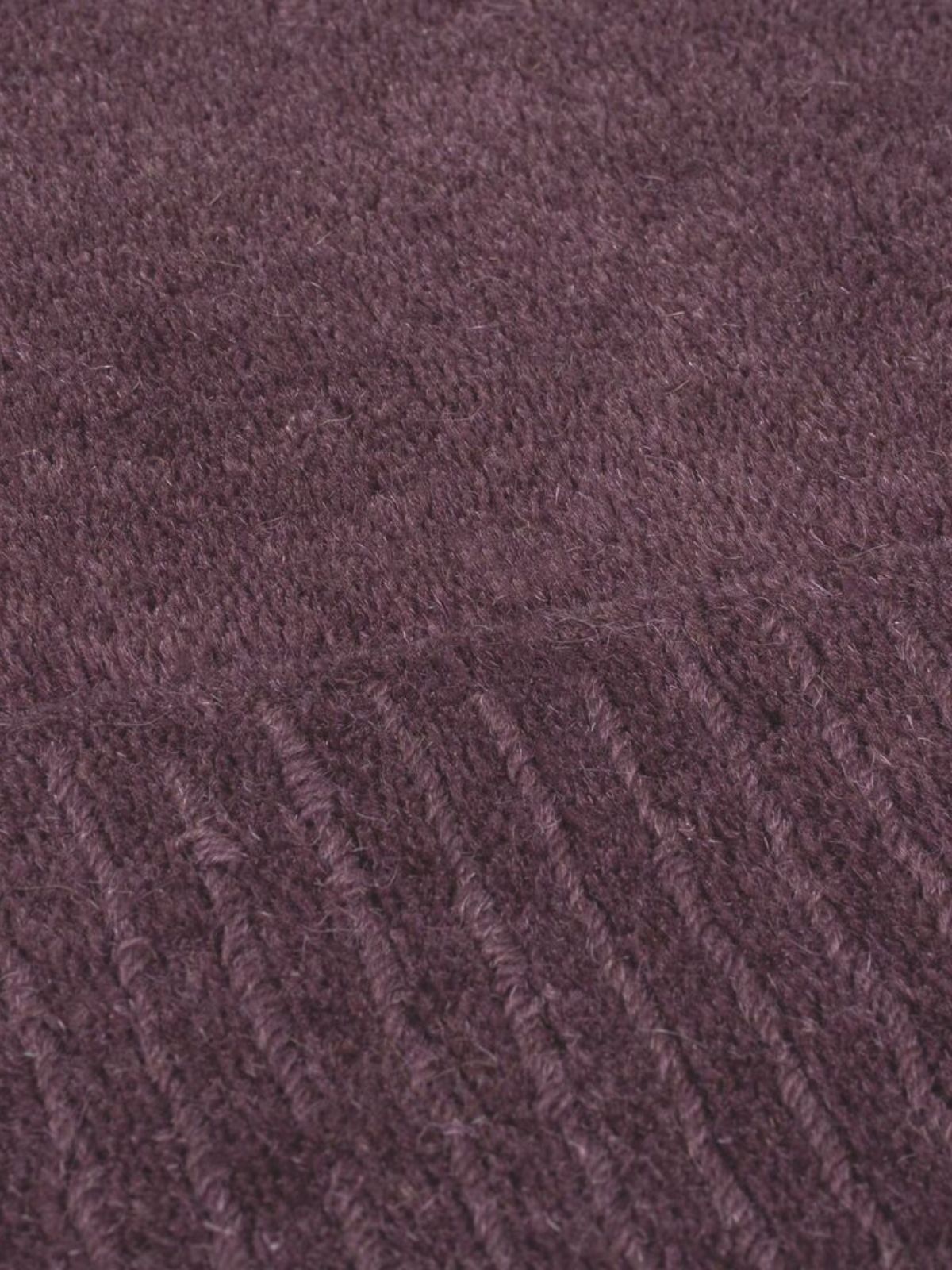 Tappeto di design Textured Wool Border in lana, colore viola-4